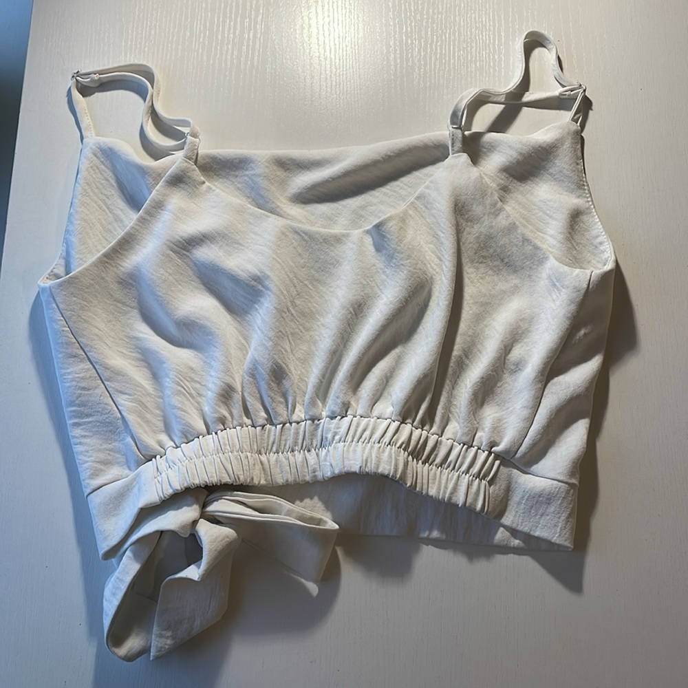 White cropped tank top - Picture 3 of 3